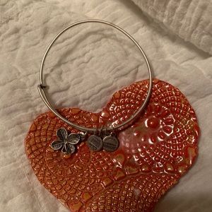 Alex and Ani Clover Bangle [DISCONTINUED]